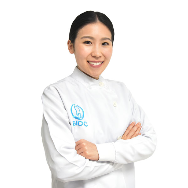 ทันตแพทย์หญิง ฐิตา ชิวะสุจินต์
