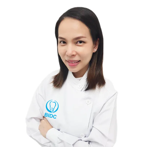 ทันตแพทย์หญิง ชุติมา โฆษิตพันธวงศ์ DDS., MSc.,