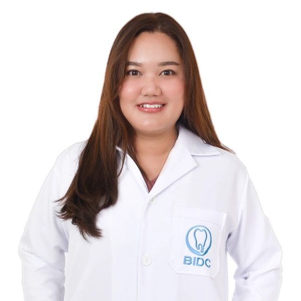 ทันตแพทย์หญิง ชลฤทัย ขาวโต