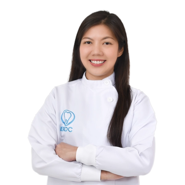 ทันตแพทย์หญิง นิษณา เข็มทอง