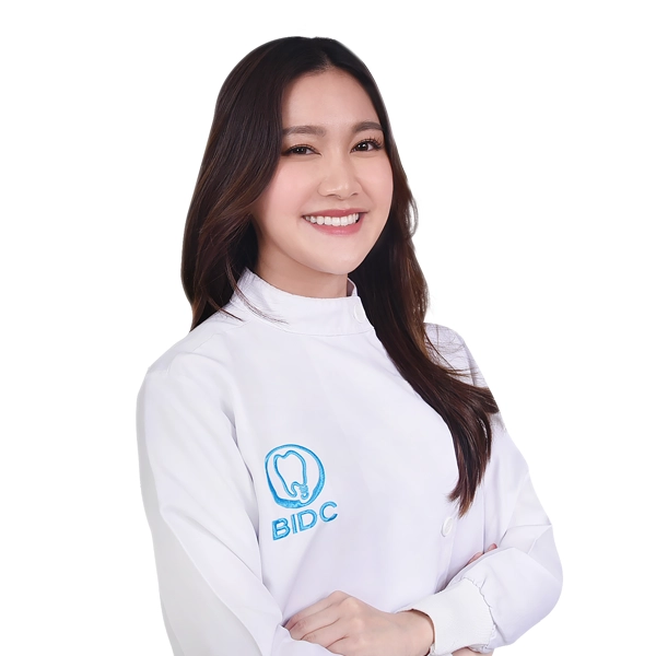 ทันตแพทย์หญิง สาธิดา สถิรชวาล